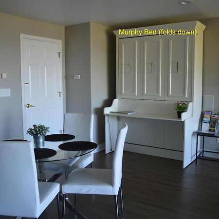 1-Bedroom Seaview Guesthouse On Seattle Luxury Estate With Views Of Olympic Mountains ภายนอก รูปภาพ