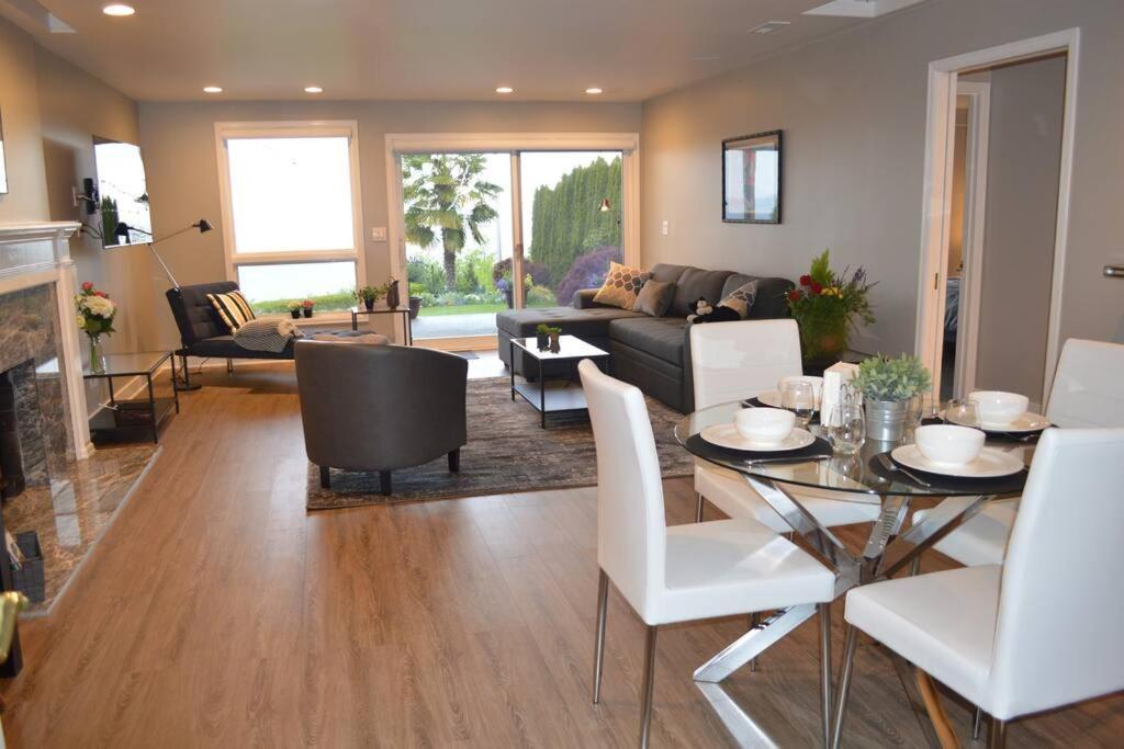 1-Bedroom Seaview Guesthouse On Seattle Luxury Estate With Views Of Olympic Mountains ภายนอก รูปภาพ