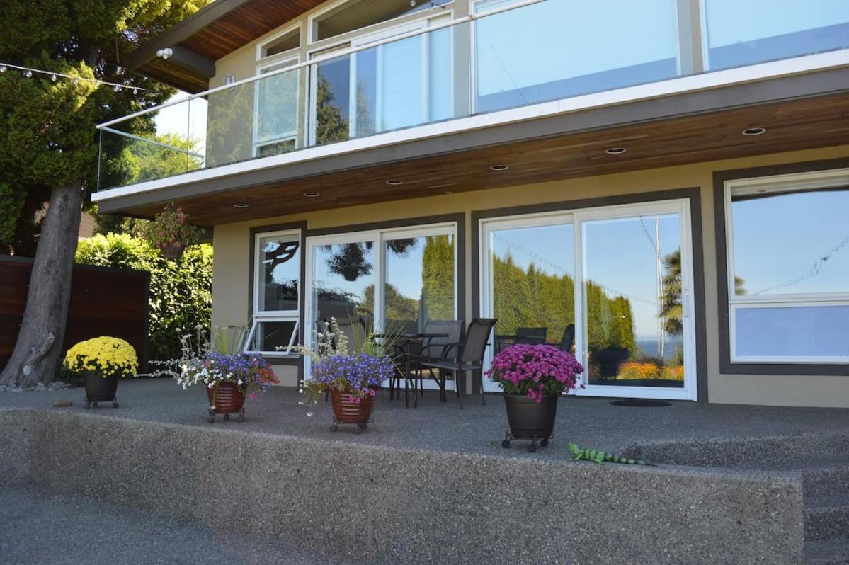 1-Bedroom Seaview Guesthouse On Seattle Luxury Estate With Views Of Olympic Mountains ภายนอก รูปภาพ